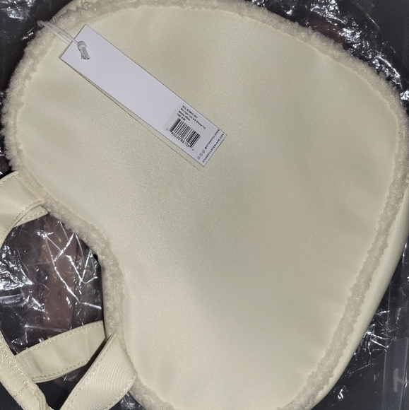 Stoney Clover Lane Mini Heart Tote with Sherpa Outline NWT - Picture 6 of 9